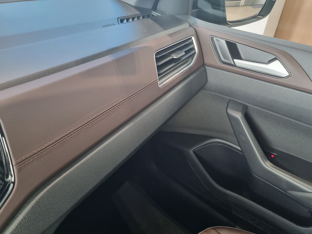 Virtus Highline 200 TSI