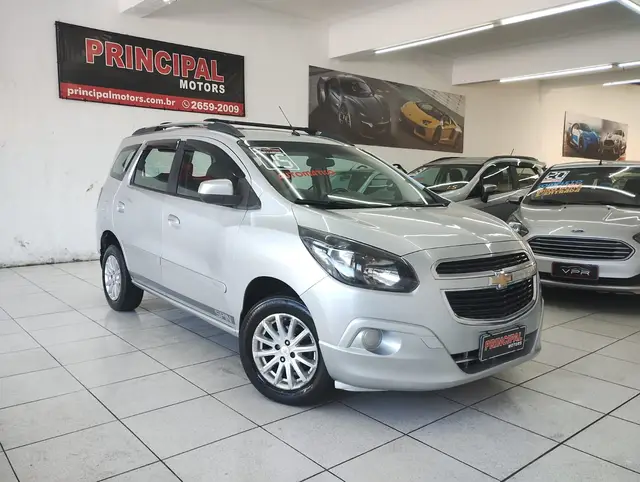 Carro Chevrolet Spin 2015 LT 5S 1.8 (Aut) (Flex)