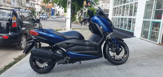 Moto Yamaha XMax 2021 250 (ABS)