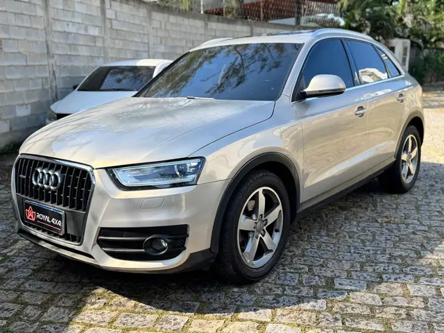 Carro Audi Q3 2015 2.0 TFSI Ambition S Tronic Quattro