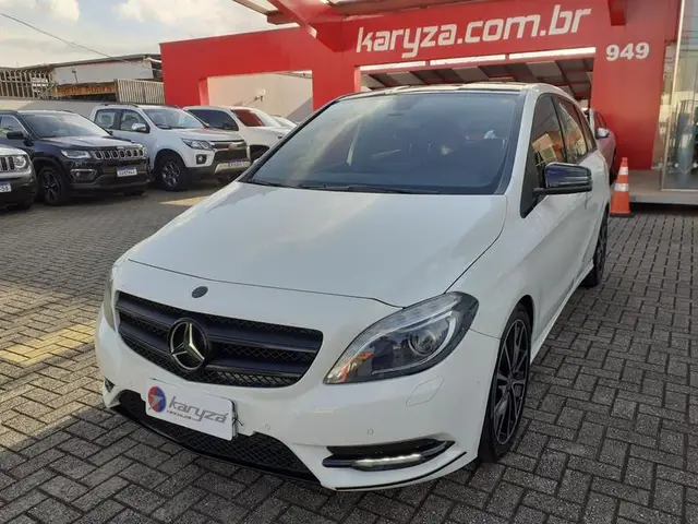 Carro Mercedes-Benz Classe B 2014 200 1.6 Turbo Sport