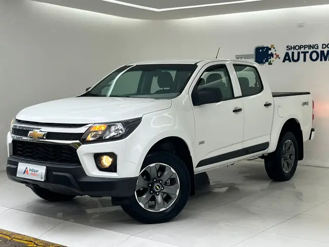 Carro Chevrolet S10 Cabine Simples 2022 S10 2.8 CTDi Cabine Simples LS 4WD