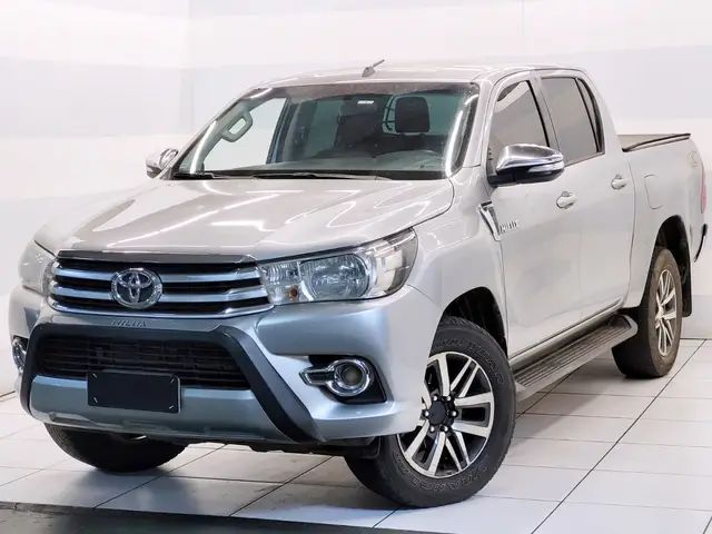 Carro Toyota Hilux Cabine Dupla 2016 Hilux 2.8 TDI SRX CD 4x4 (Aut)