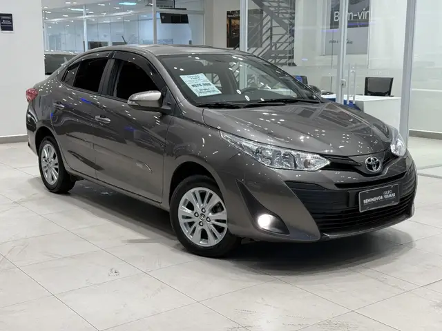 Carro Toyota Yaris Sedan 2019 1.5 XL CVT (Flex)