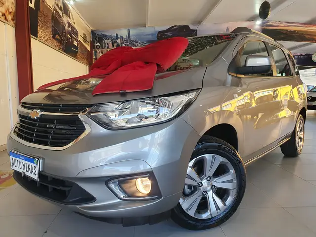 Carro Chevrolet Spin 2024 Premier 1.8 (Aut.)