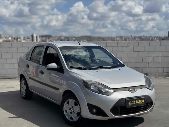Carro Ford Fiesta Hatch 2011 1.6 (Flex)
