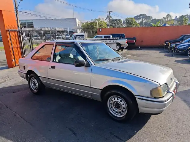 Carro Ford Escort 1996 Hatch Hobby 1.0
