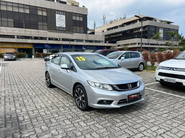 Carro Honda Civic 2015 LXR 2.0 i-VTEC (Aut) (Flex)