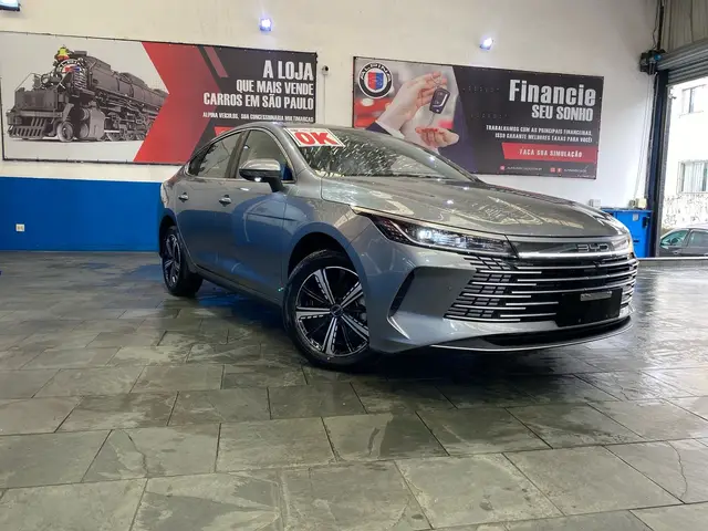 Carro BYD King 2025 DM-i GS