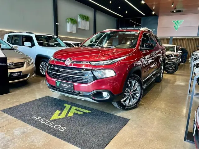 Carro Fiat Toro 2019 Volcano 2.0 diesel AT9 4x4