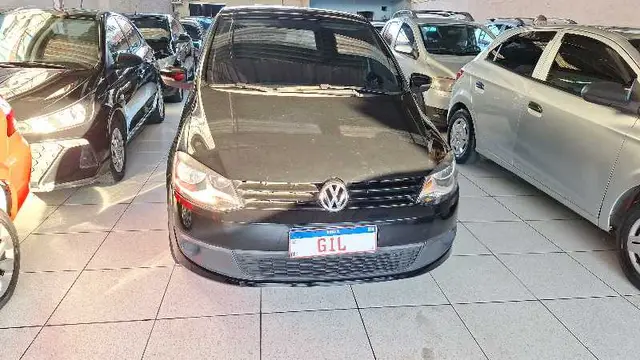 Carro Volkswagen Fox 2013 1.0 TEC (Flex) 4p