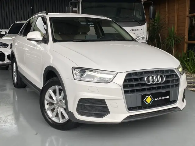 Carro Audi Q3 2018 1.4 TFSI Attraction S Tronic (Flex)