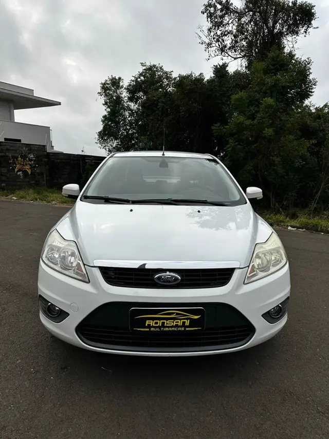 Carro Ford Focus Sedan 2011 GLX 2.0 16V (Flex) (Aut)