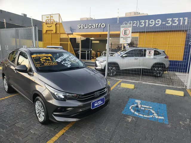 Carro Fiat Cronos 2024 Drive 1.3 (Aut.)