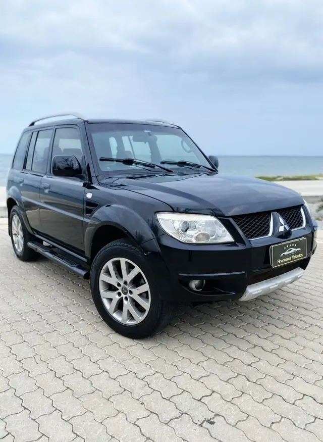 Carro Mitsubishi Pajero TR4 2010 GLS 2.0 16V (flex)