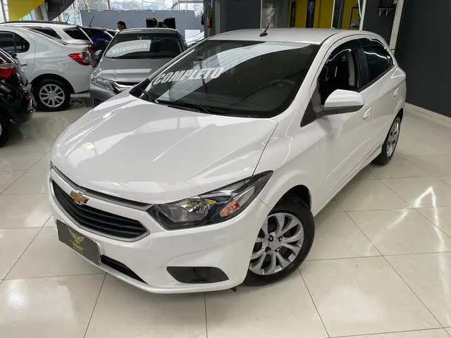 Carro Chevrolet Onix 2018 LT 1.4 8V FlexPower 5p Mec.