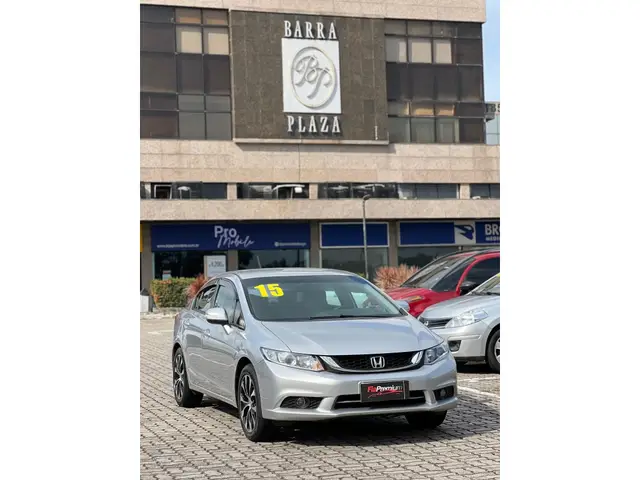 Carro Honda Civic 2015 LXR 2.0 i-VTEC (Aut) (Flex)