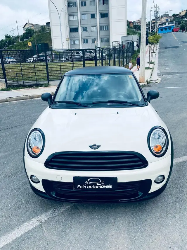 Carro MINI One 2013 1.6