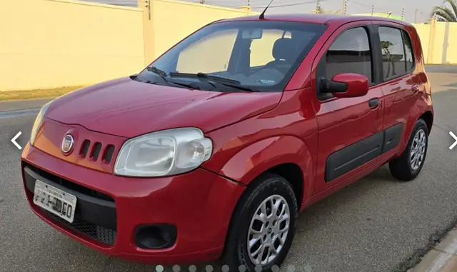 Carro Fiat Uno 2015 Vivace Celeb. 1.0 8V (Flex) 4p
