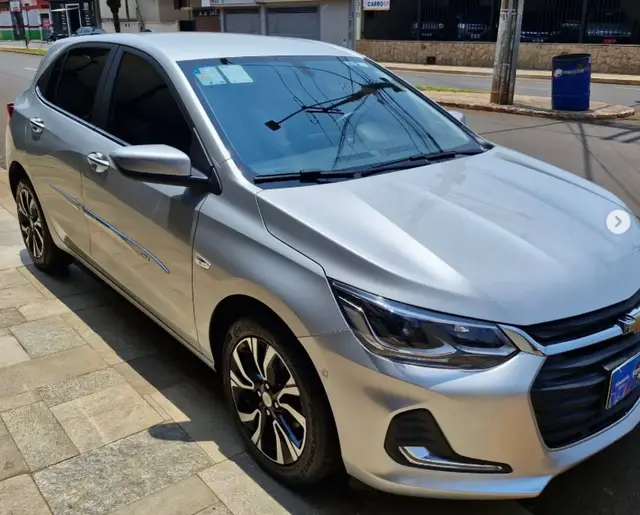 Carro Chevrolet Onix 2023 Premier 1.0 Turbo (Aut.)