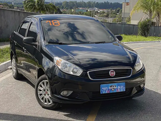 Carro Fiat Grand Siena 2018 Attractive 1.0 (Flex)