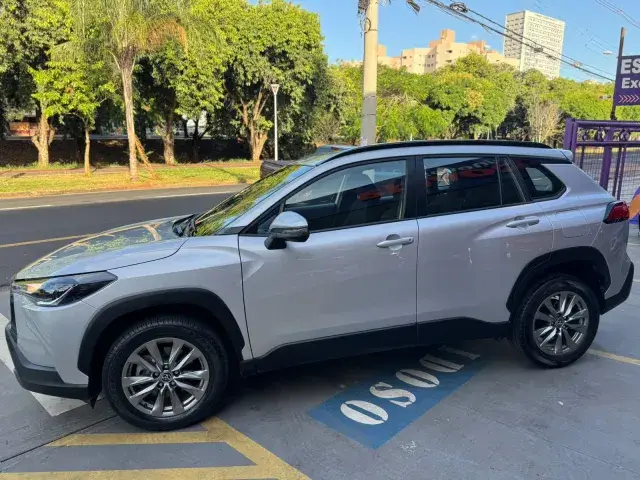 Carro Toyota Corolla Cross 2024 XR 2.0 (flex) (Aut)