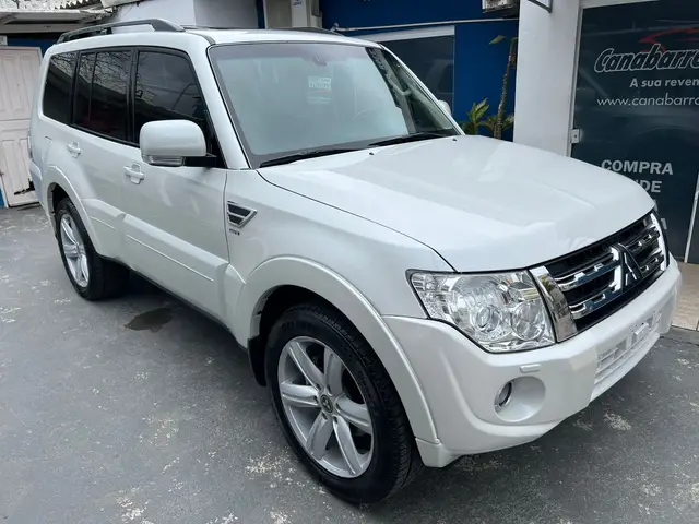 Carro Mitsubishi Pajero Full 2014 3.2 DI-D 3D HPE 4WD
