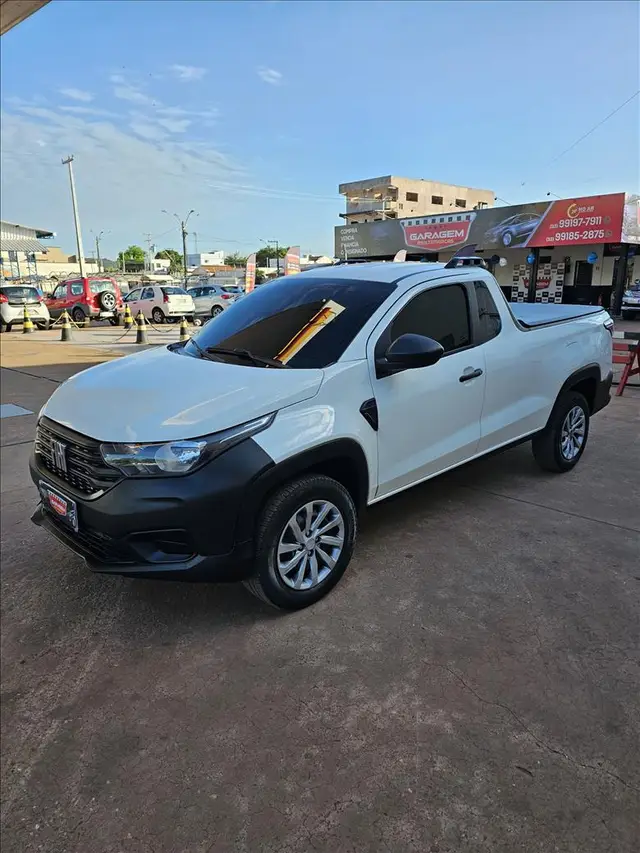 Carro Fiat Strada 2023 Endurance 1.4 Cabine Plus (Flex)