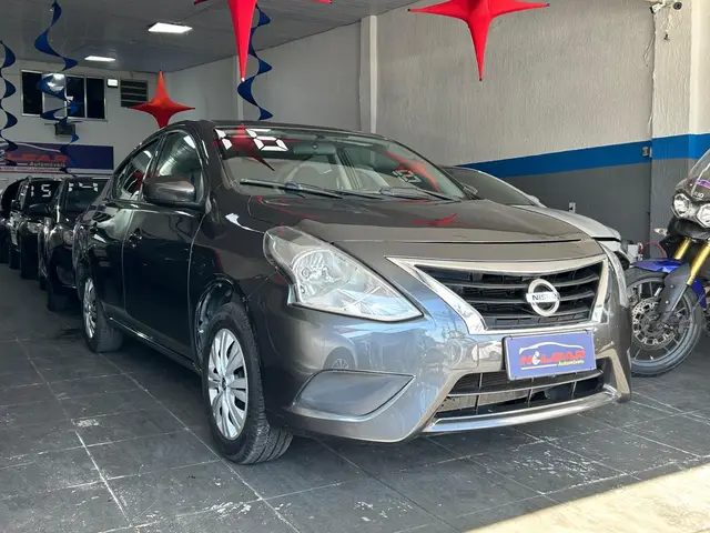 Carro Nissan Versa 2016 1.6 16V SV (Flex)