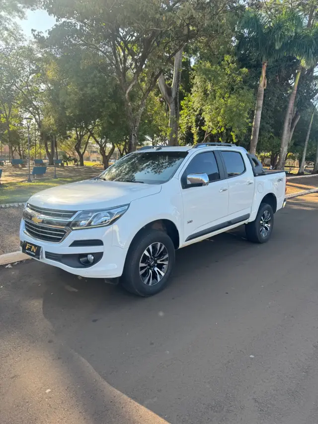 Carro Chevrolet S10 Cabine Dupla 2018 S10 2.8 CTDI LTZ 4WD (Cabine Dupla) (Aut)