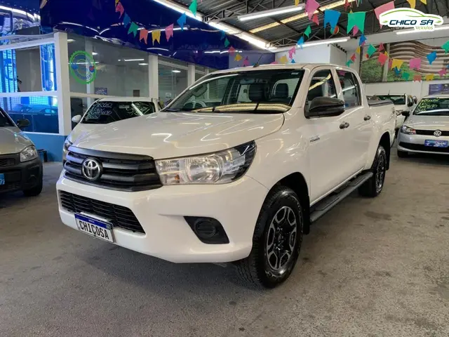 Carro Toyota Hilux Cabine Dupla 2020 Hilux 2.8 TDI CD STD Power Pack 4x4