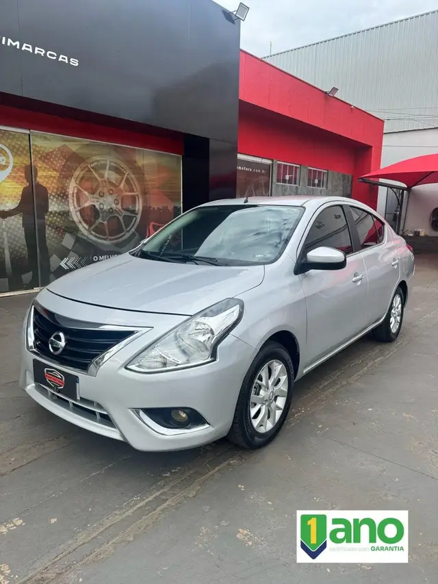 Carro Nissan Versa 2017 1.6 16V SV (Flex)