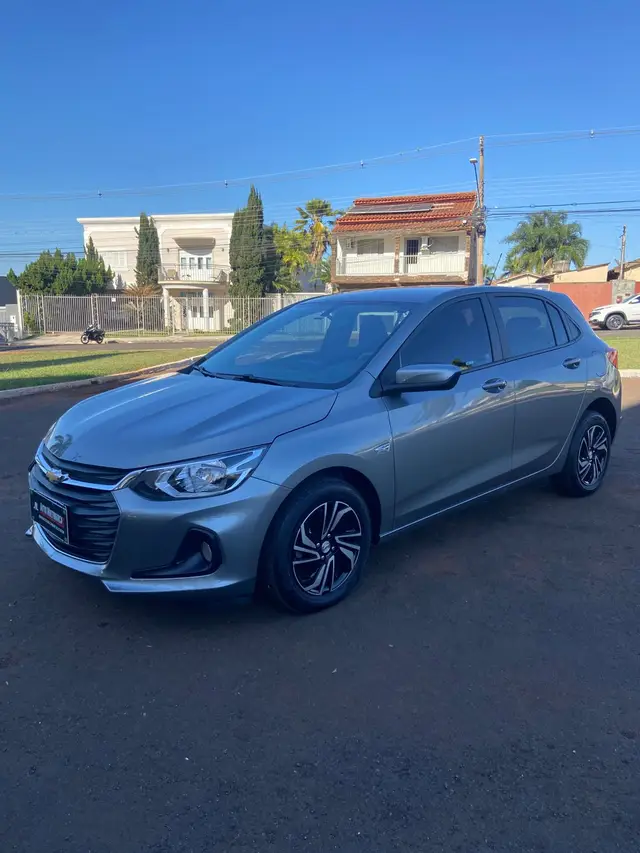 Carro Chevrolet Onix 2024 LT 1.0 Turbo