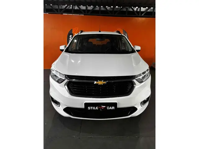 Carro Chevrolet Spin 2023 Premier 1.8 (Aut.)