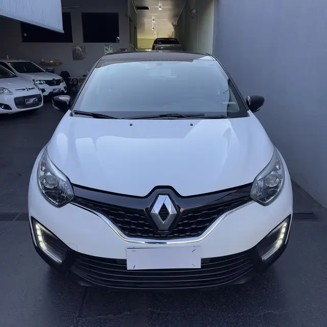 Carro Renault Captur 2019 Life 1.6 16v SCe CVT (Flex)