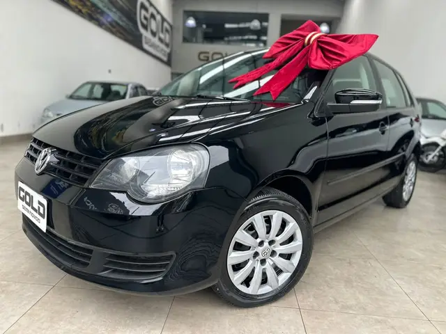 Carro Volkswagen Polo Sedan 2014 1.6 8V (Flex)