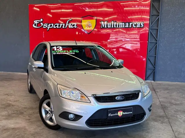 Carro Ford Focus Hatch 2013 GLX 2.0 16V (Flex)