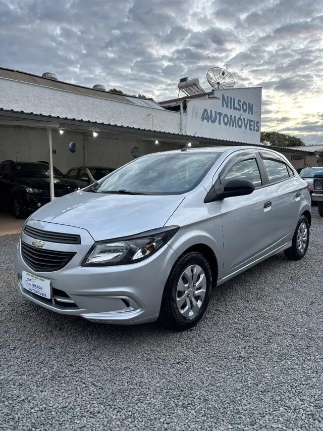 Carro Chevrolet Onix 2019 1.0 Joy SPE/4