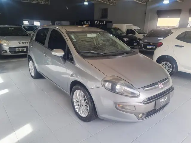 Carro Fiat Punto 2014 ESSENCE SP 1.6 Flex 16V 5p