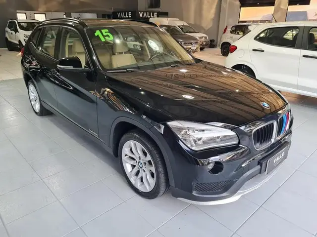 Carro BMW X1 2015 2.0 sDrive20i Activeflex
