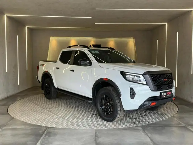Carro Nissan Frontier 2023 2.3 TD CD PRO-4X 4x4