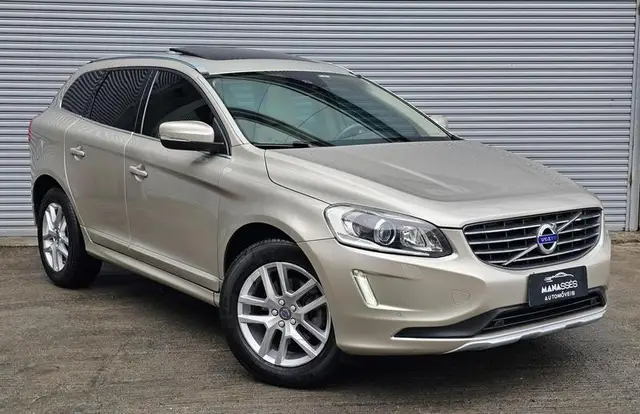 Carro Volvo XC60 2017 2.4 D5 Momentum 4WD