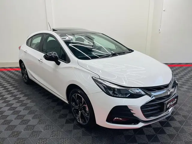 Carro Chevrolet Cruze Sport6 2023 RS 1.4 Turbo (Aut.)