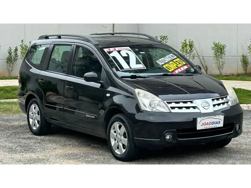 Nissan SL 1.8 16V (flex) (aut)