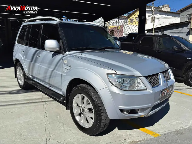 Mitsubishi Pajero TR4 2.0 16V 4X4 (Flex) (Aut)