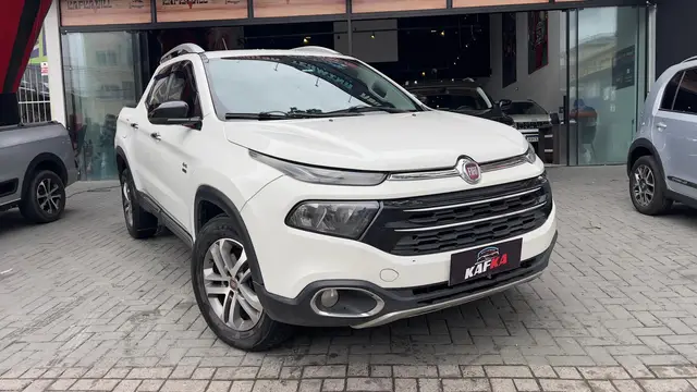 Carro Fiat Toro 2017 Volcano 2.0 diesel AT9 4x4