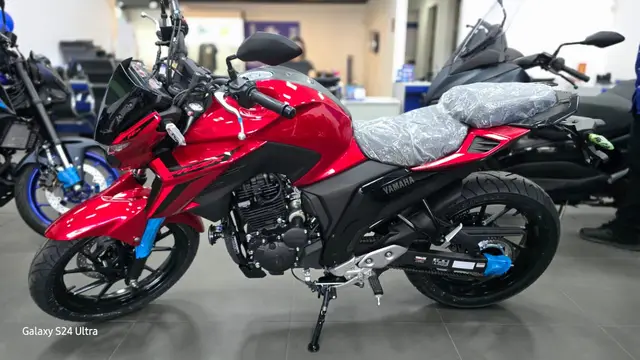 Moto Yamaha Fazer FZ25 2025 Connected