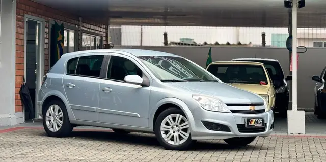 Carro Chevrolet Vectra GT 2010 2.0 8V (Flex) (Aut)