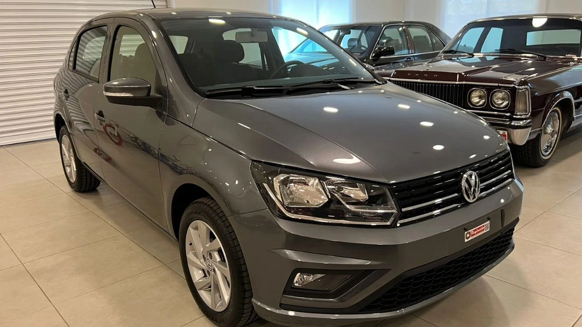 Hatch está equipado com todos os opcionais e o mesmo motor do atual carro mais barato da fabricante