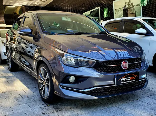 Carro Fiat Cronos 2020 1.8 Precision E.Torq AT6 (Flex)